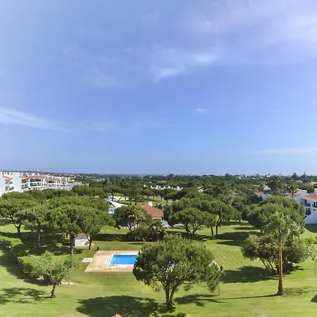 Daire Sol Com Terraco E Jacuzzi Privad Quarteira